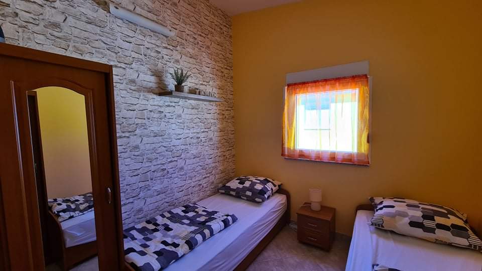 Niki Apartman beltér 15